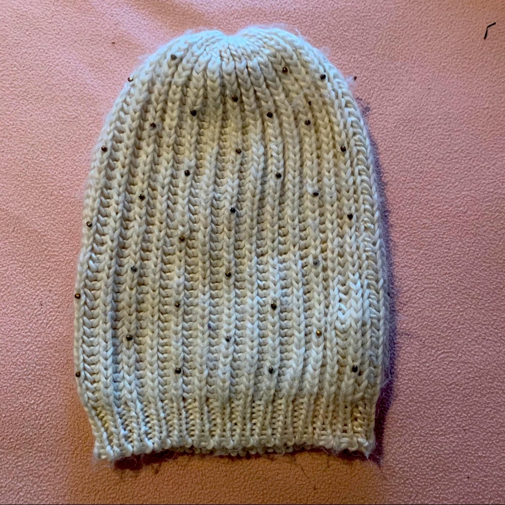 Apt 9 beanie